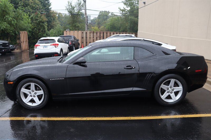 Used 2011 Chevrolet Camaro LT RWD image 4