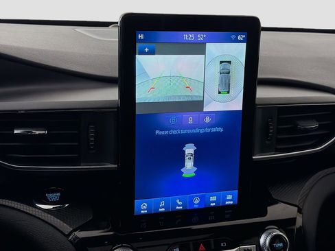 Used 2023 Ford Explorer ST w/ Technology Package image 17