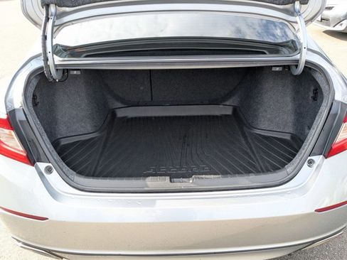 Used 2021 Honda Accord Sport image 6