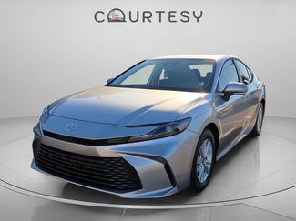 Used 2025 Toyota Camry LE video 1
