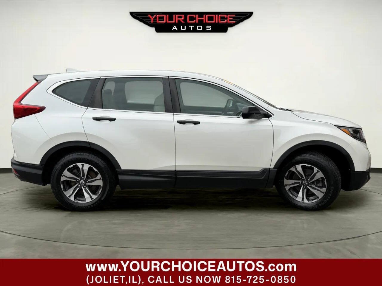 Used 2017 Honda CR-V LX image 9