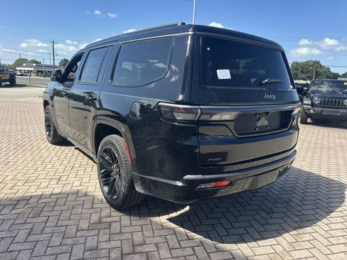 New 2026 Jeep Grand Wagoneer Limited AWD/4WD image 9