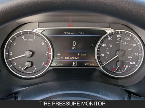 Used 2025 Nissan Sentra SV FWD image 21