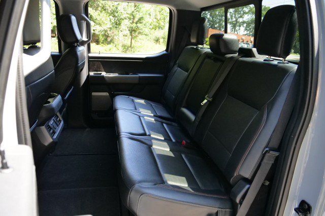 Used 2024 Ford F350 Lariat w/ Lariat Ultimate Package AWD/4WD image 40