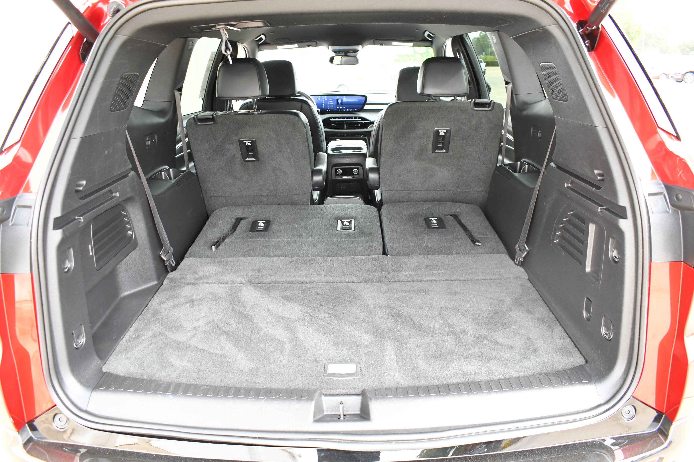 Used 2026 Buick Enclave Sport Touring FWD image 8