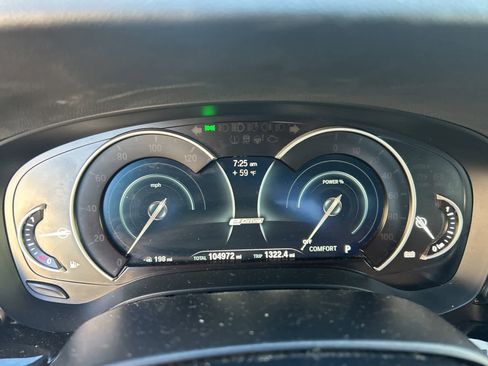 Used 2019 BMW 530e image 26