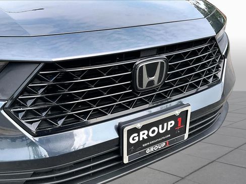 Used 2023 Honda Accord EX image 29