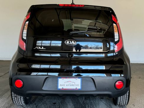 Used 2019 Kia Soul FWD image 5