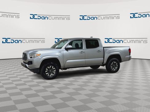 Used 2023 Toyota Tacoma SR AWD/4WD image 6