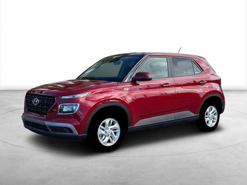 New 2026 Hyundai Venue SE image 2