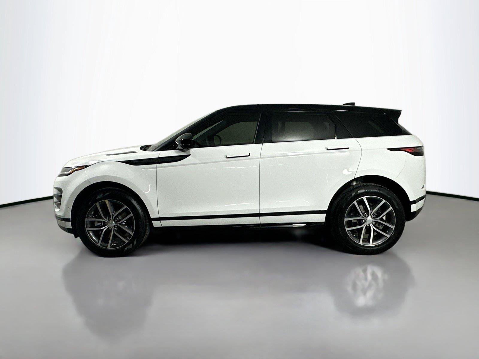 Certified 2026 Land Rover Range Rover Evoque Dynamic SE AWD/4WD image 8