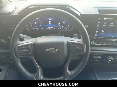 Used 2025 Chevrolet Silverado 1500 ZR2 AWD/4WD image 16