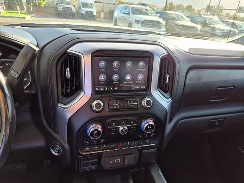 Used 2020 GMC Sierra 1500 SLT w/ SLT Premium Plus Package AWD/4WD image 27
