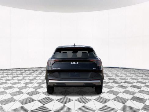 New 2026 Kia Sportage LX image 6