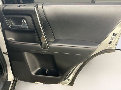 Used 2022 Toyota 4Runner TRD Off-Road Premium image 31