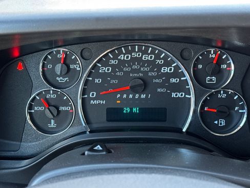 New 2025 GMC Savana 2500 w/ Driver Convenience Package image 27