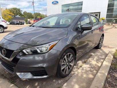 Used 2022 Nissan Versa SV w/ Trunk Package