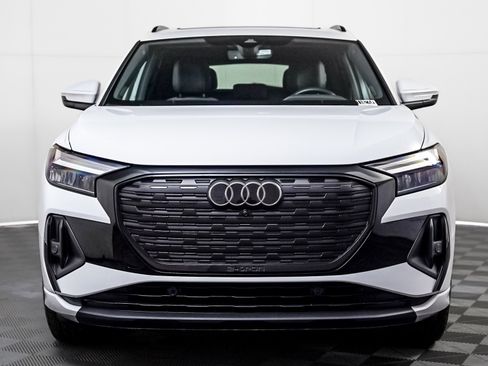 Certified 2024 Audi Q4 e-tron Premium Plus w/ Premium Plus image 9