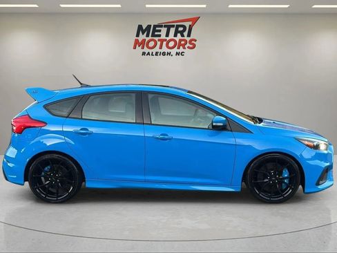 Used 2017 Ford Focus RS image 4