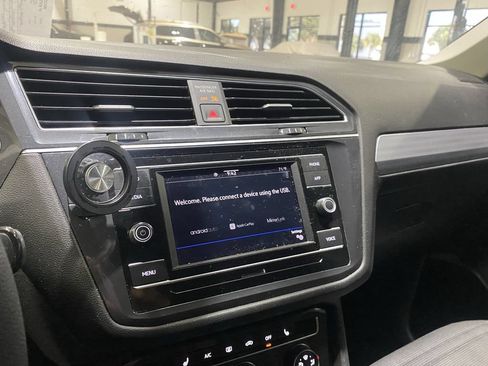 Used 2023 Volkswagen Tiguan S FWD image 6