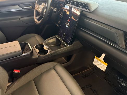 New 2026 GMC Terrain AT4 w/ LPO, Black Badging Package image 13