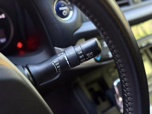 Used 2012 Lexus CT 200h Premium FWD image 24