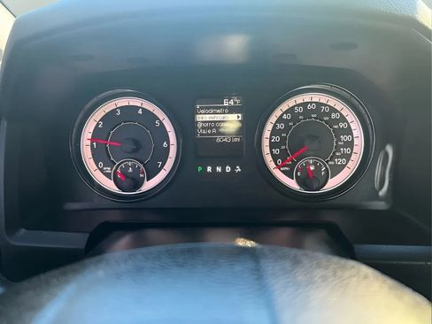 Used 2020 RAM 1500 Classic SLT AWD/4WD image 18