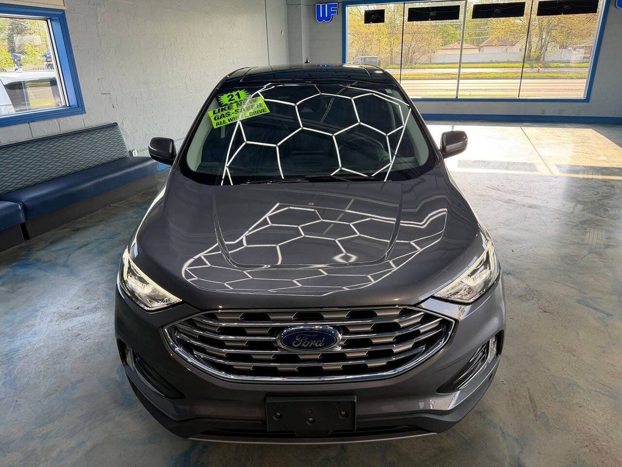 Used 2021 Ford Edge SEL w/ Convenience Package AWD/4WD image 10