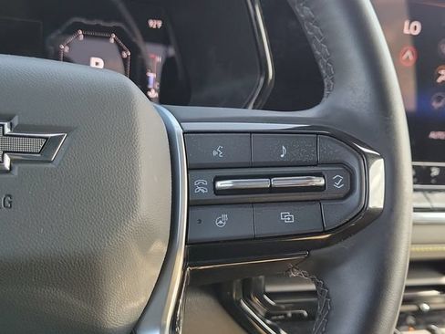 Used 2026 Chevrolet Colorado ZR2 w/ Technology Package AWD/4WD image 12