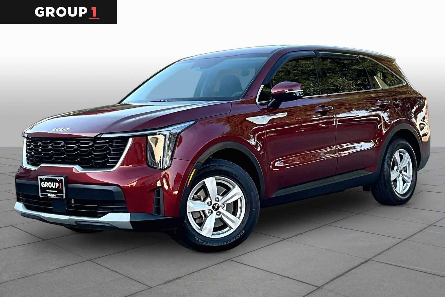 Used 2024 Kia Sorento LX FWD image 1