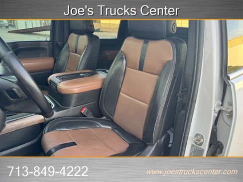 Used 2020 Chevrolet Silverado 2500 High Country image 25