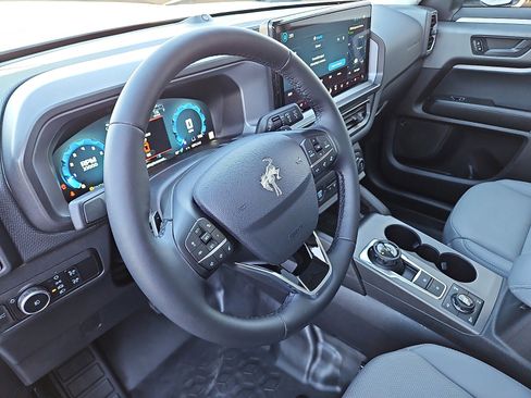 Used 2025 Ford Bronco Sport Badlands w/ Badlands Tech Package image 9