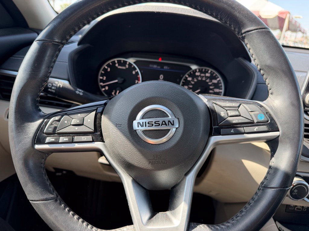 Used 2021 Nissan Altima 2.5 SV w/ SV Premium Package FWD image 14