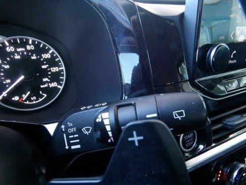 Certified 2024 Nissan Pathfinder SL image 44