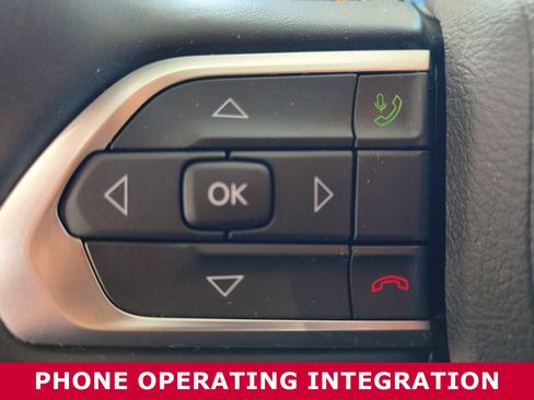 Used 2022 Jeep Compass Latitude image 15