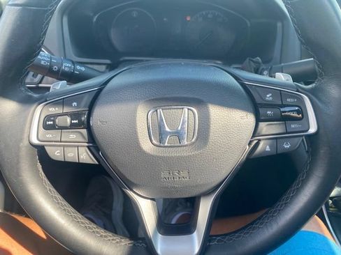 Used 2022 Honda Accord Touring image 14