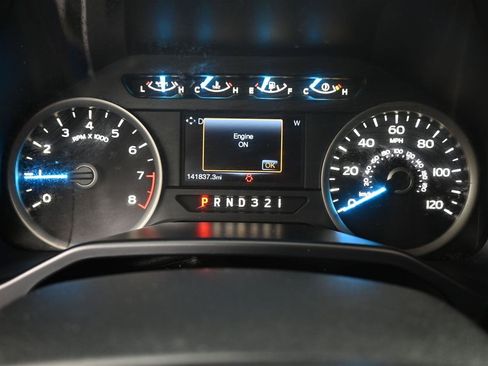 Used 2015 Ford F150 XLT w/ Equipment Group 301A Mid image 15