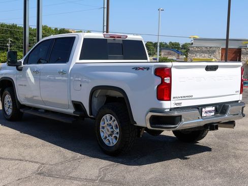 Used 2021 Chevrolet Silverado 2500 LTZ w/ LTZ Convenience Package AWD/4WD image 5