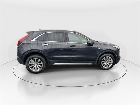 Used 2023 Cadillac XT4 Premium Luxury image 9