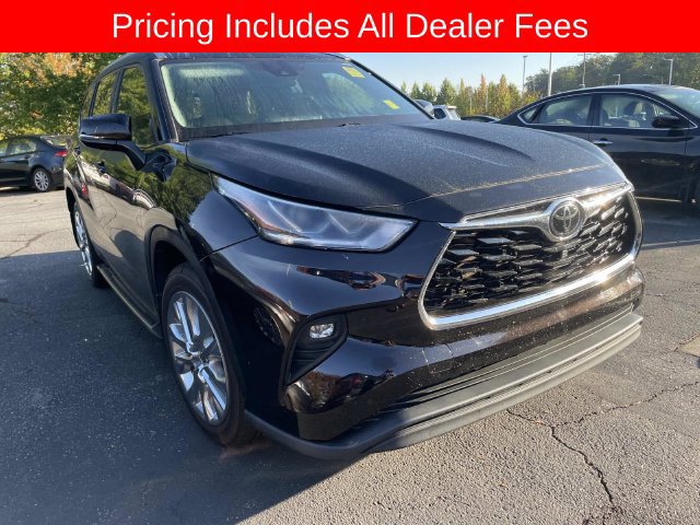 Used 2021 Toyota Highlander Limited AWD/4WD image 11