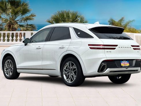 Used 2023 Genesis GV70 2.5T w/ Select Package image 7