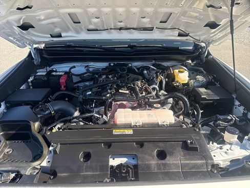 Used 2024 Toyota Tacoma TRD Off-Road image 35