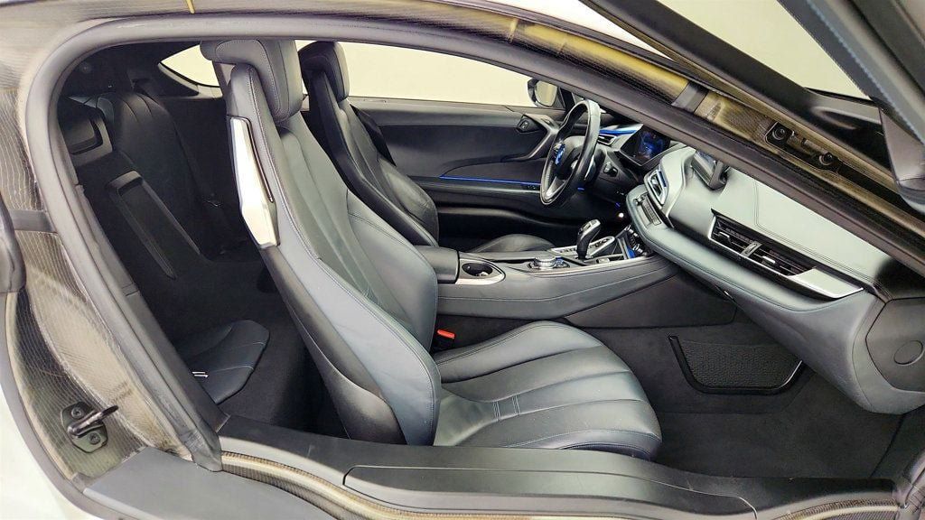 Used 2015 BMW i8 AWD/4WD image 26