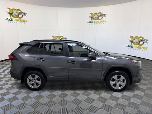 Used 2023 Toyota RAV4 XLE AWD/4WD image 11