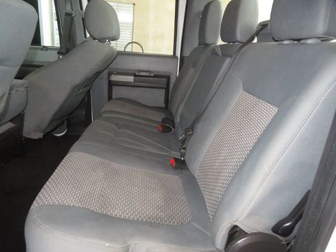Used 2015 Ford F250 XLT w/ XLT Premium Package AWD/4WD image 27