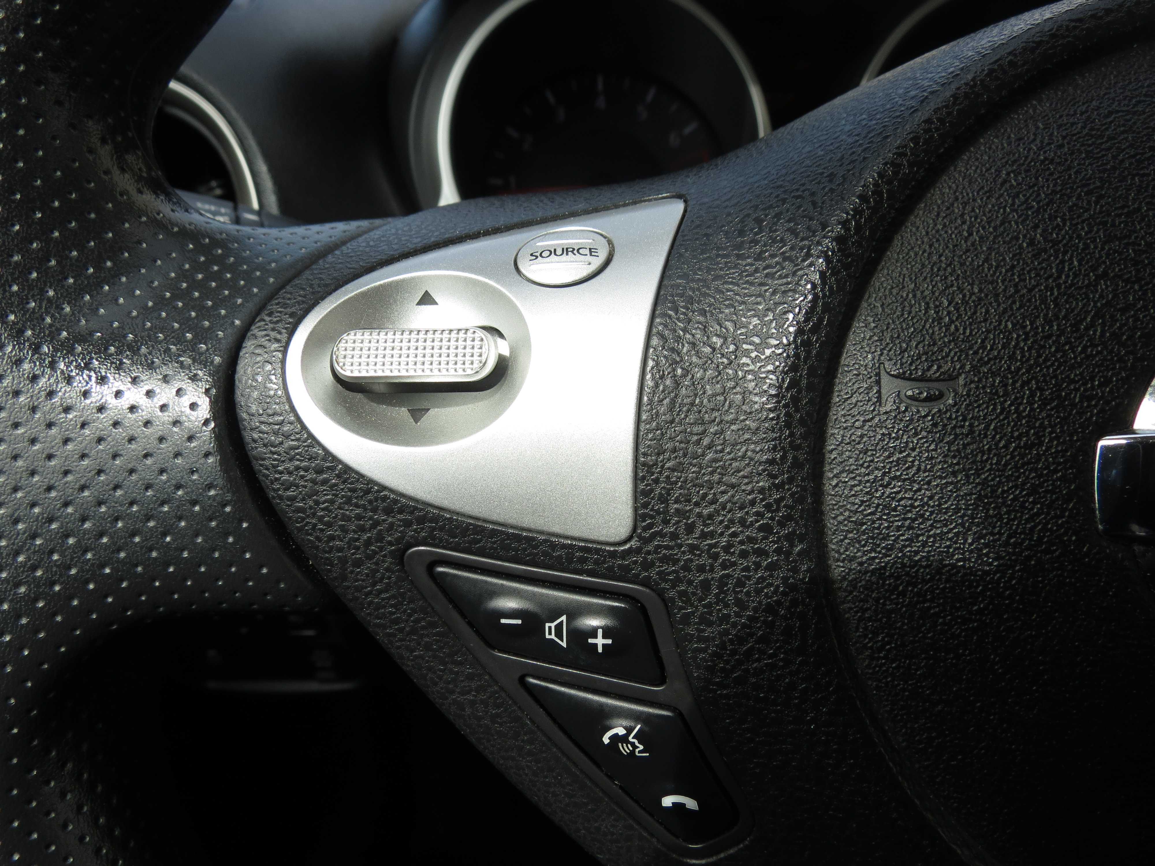 Used 2016 Nissan Juke S AWD/4WD image 14