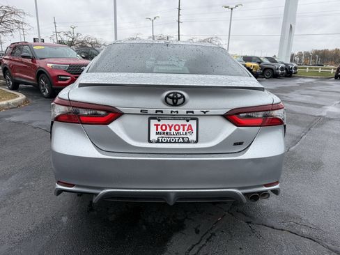 Used 2023 Toyota Camry SE image 7