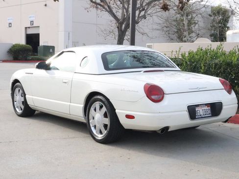 Used 2002 Ford Thunderbird Deluxe image 3