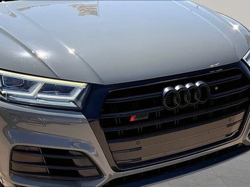 Used 2019 Audi SQ5 Premium Plus w/ Premium Plus Package AWD/4WD image 30