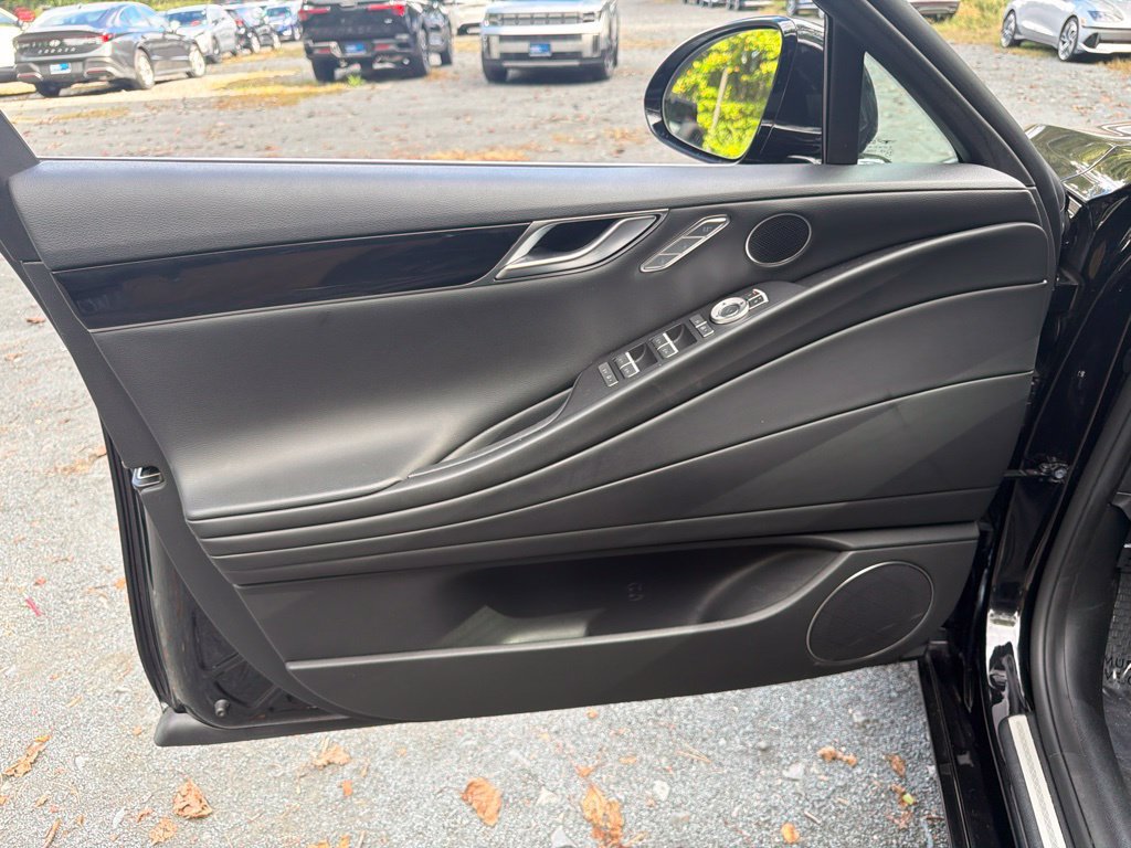 Used 2024 Genesis G80 2.5T AWD/4WD image 16